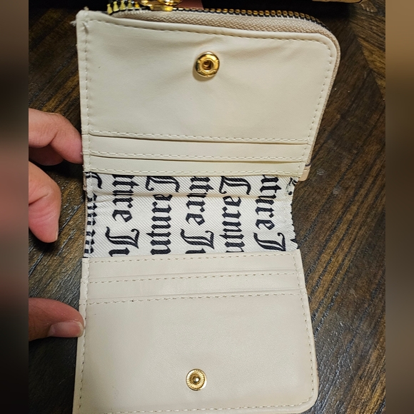 Juicy Couture tote bag and wallet bundle - Picture 10 of 10